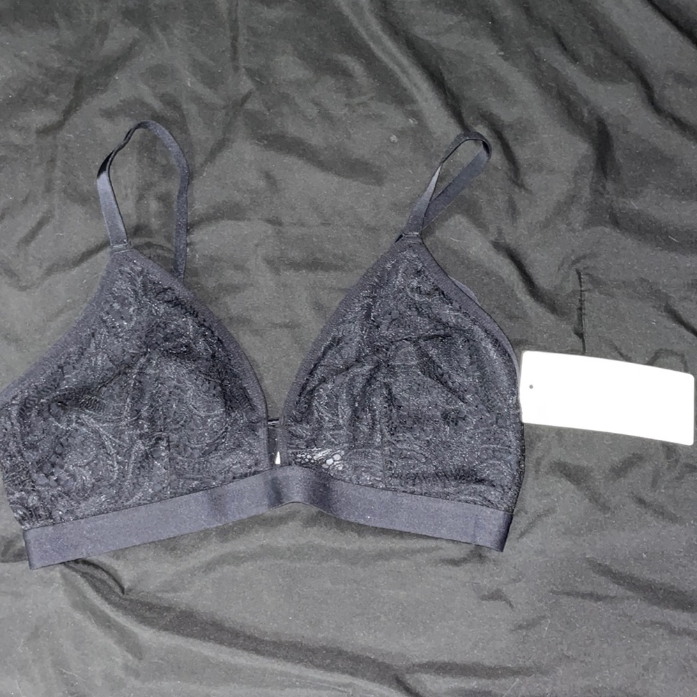 LIVELY Womens Palm Lace Busty Bralette Size 2 (34DDD, 36DD-DDD) Color jet black.